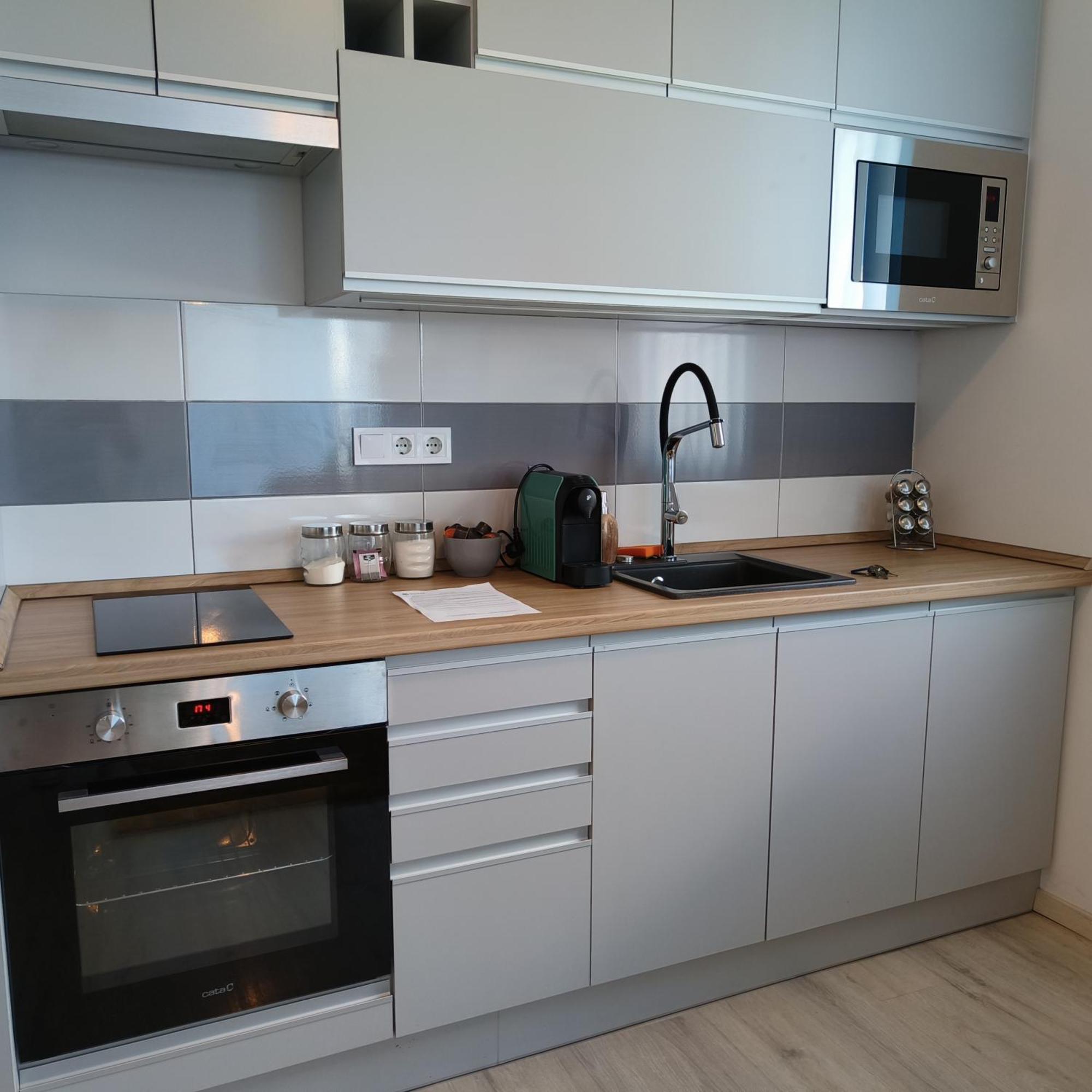 Pe-Ki Lux Apartman Szekesfehervar Luaran gambar